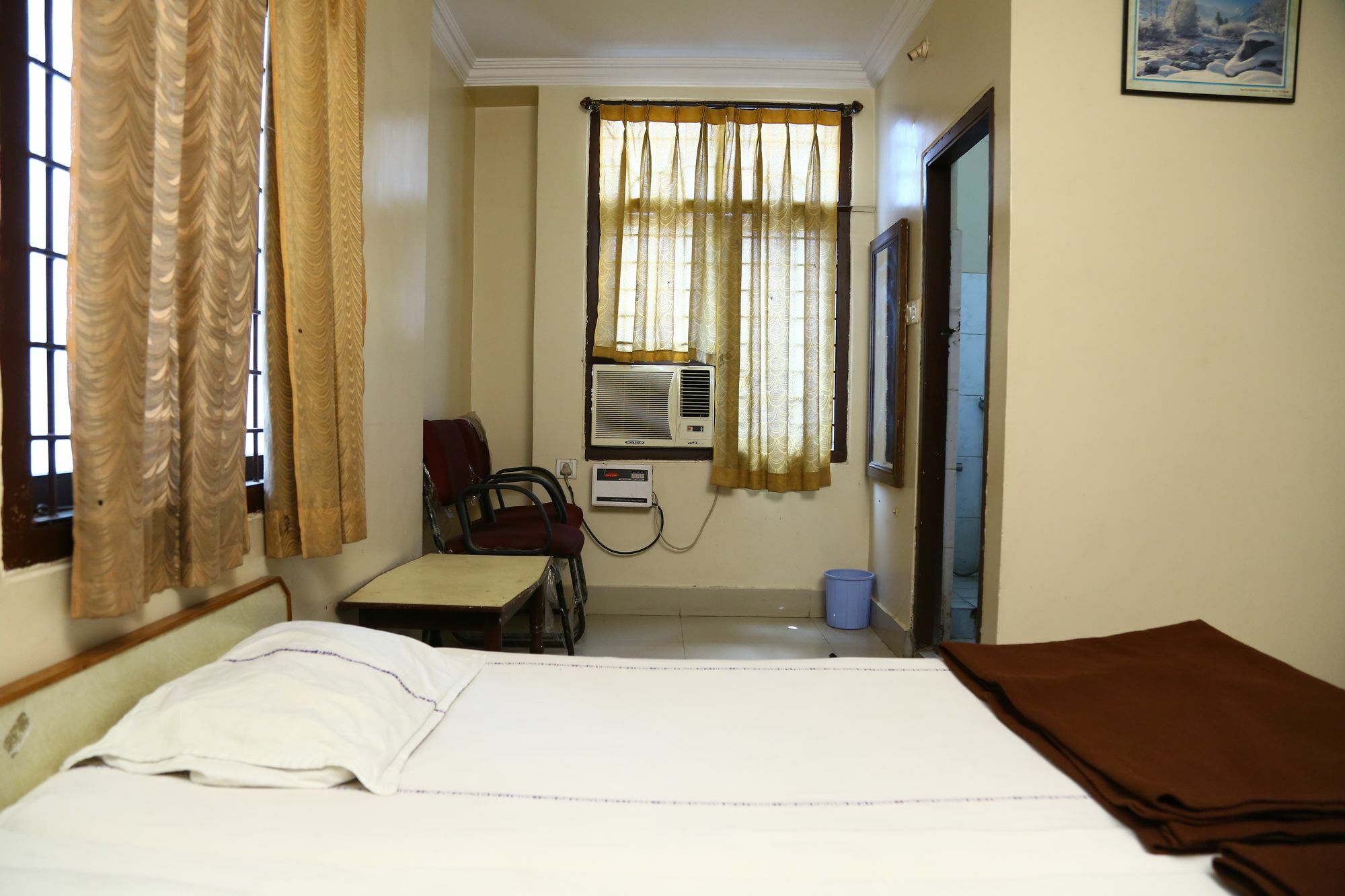 Sri Sai Krishna Deluxe Lodge Haiderabad Buitenkant foto